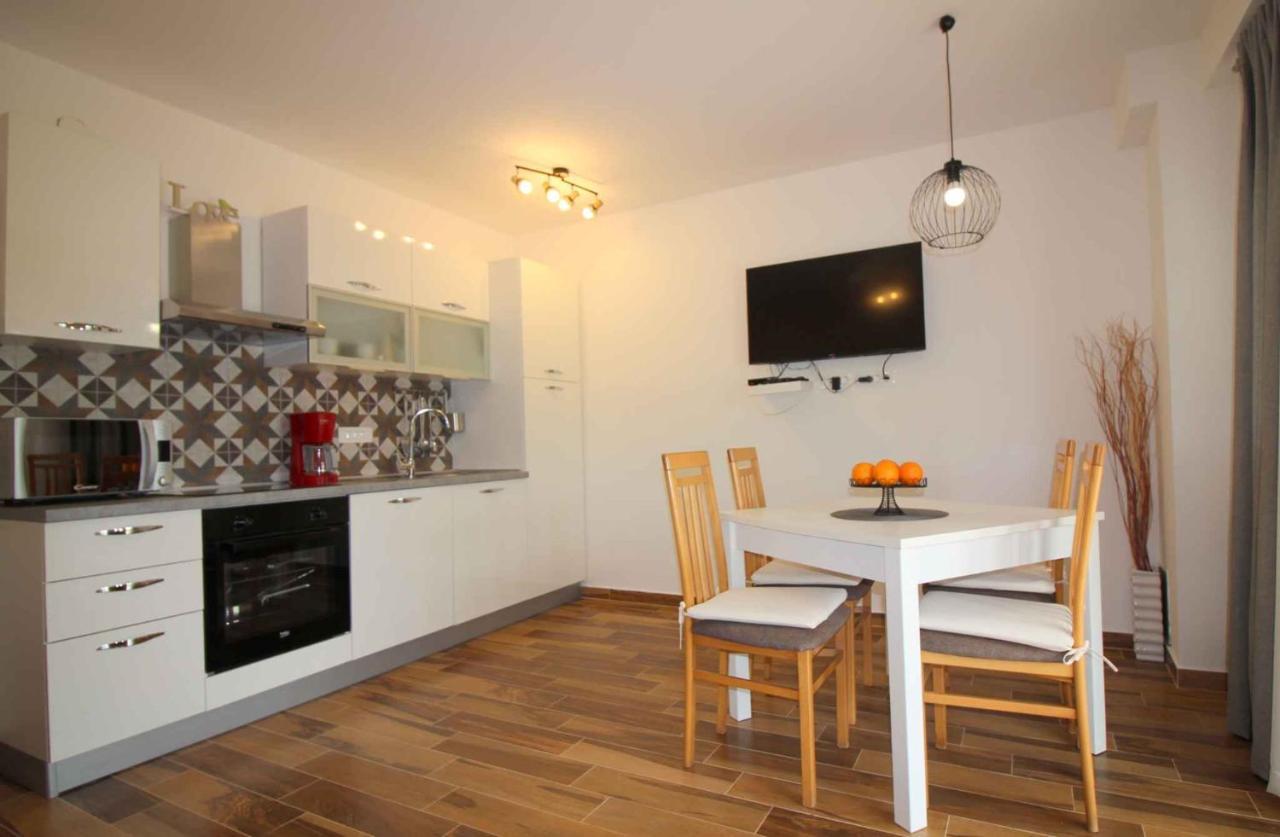 Apartments In Porec/Istrien 9923 Exterior foto